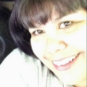 Meet your Posher, Angie